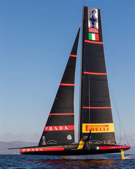 luna rossa prada bateau|luna rossa team.